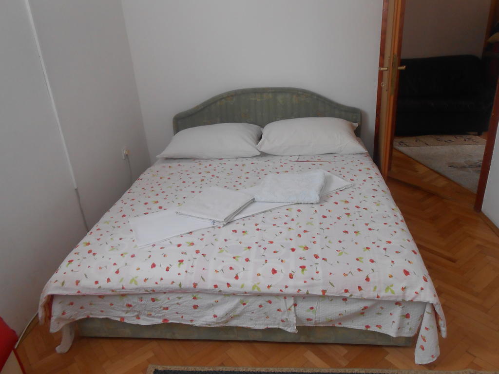 Apartments & Hostel Zdrava Hrana Mostar Pokoj fotografie
