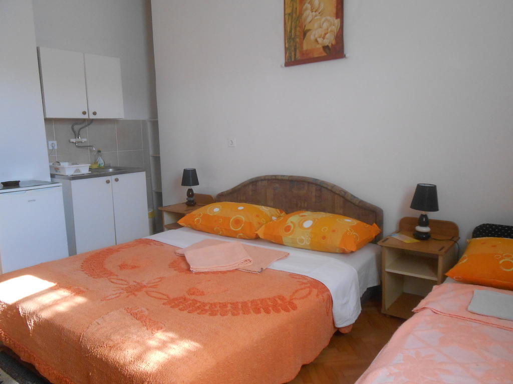 Apartments & Hostel Zdrava Hrana Mostar Pokoj fotografie
