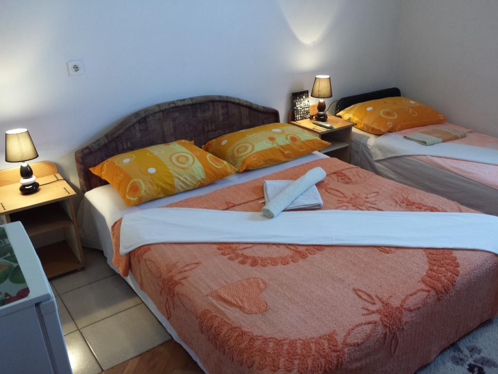 Apartments & Hostel Zdrava Hrana Mostar Pokoj fotografie
