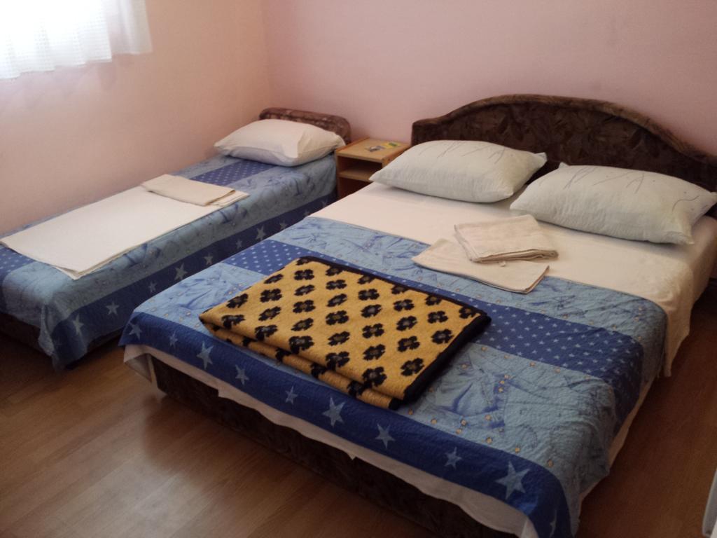 Apartments & Hostel Zdrava Hrana Mostar Pokoj fotografie
